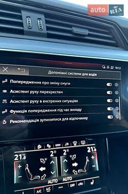 Внедорожник / Кроссовер Audi e-tron 2021 в 