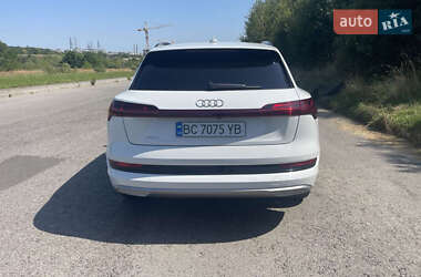 Внедорожник / Кроссовер Audi e-tron 2019 в 