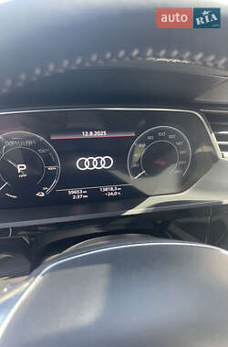 Внедорожник / Кроссовер Audi e-tron 2019 в 