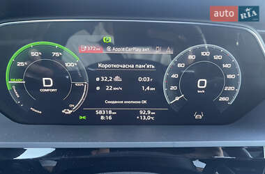 Внедорожник / Кроссовер Audi e-tron 2021 в 