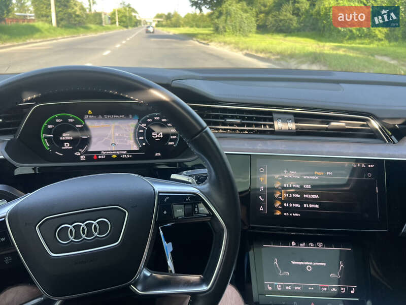 Внедорожник / Кроссовер Audi e-tron 2019 в Львове