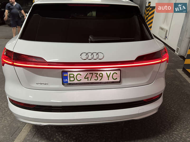 Внедорожник / Кроссовер Audi e-tron 2019 в Львове