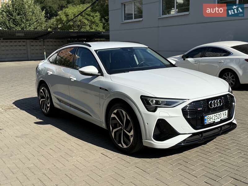 Позашляховик / Кросовер Audi e-tron 2021 в Одесі