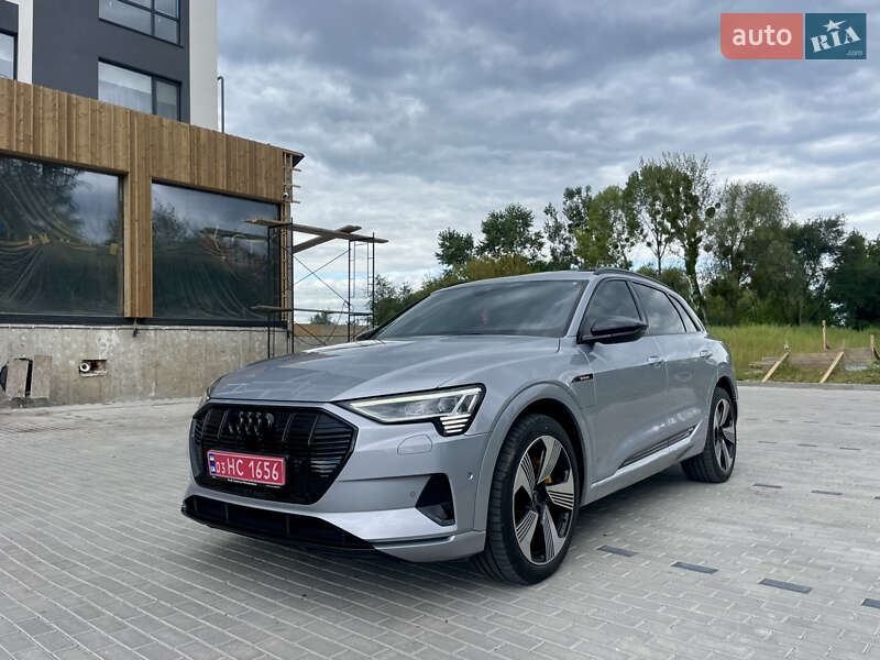 Внедорожник / Кроссовер Audi e-tron 2022 в Ровно