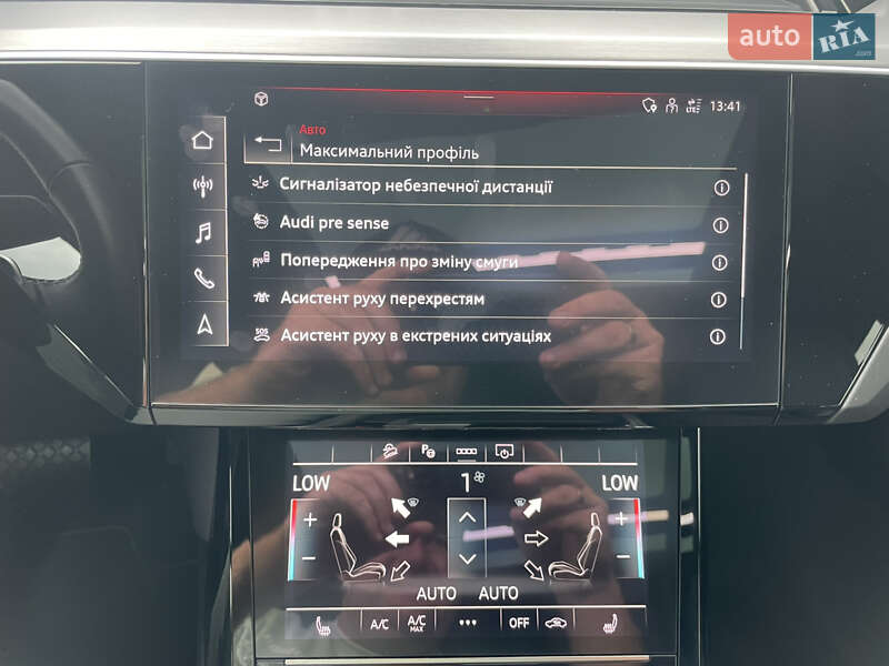 Внедорожник / Кроссовер Audi e-tron 2022 в Ровно