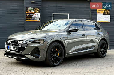 Внедорожник / Кроссовер Audi e-tron 2022 в Мукачево