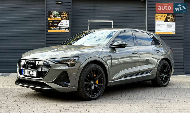 Внедорожник / Кроссовер Audi e-tron 2022 в Мукачево