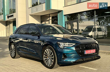 Внедорожник / Кроссовер Audi e-tron 2020 в 