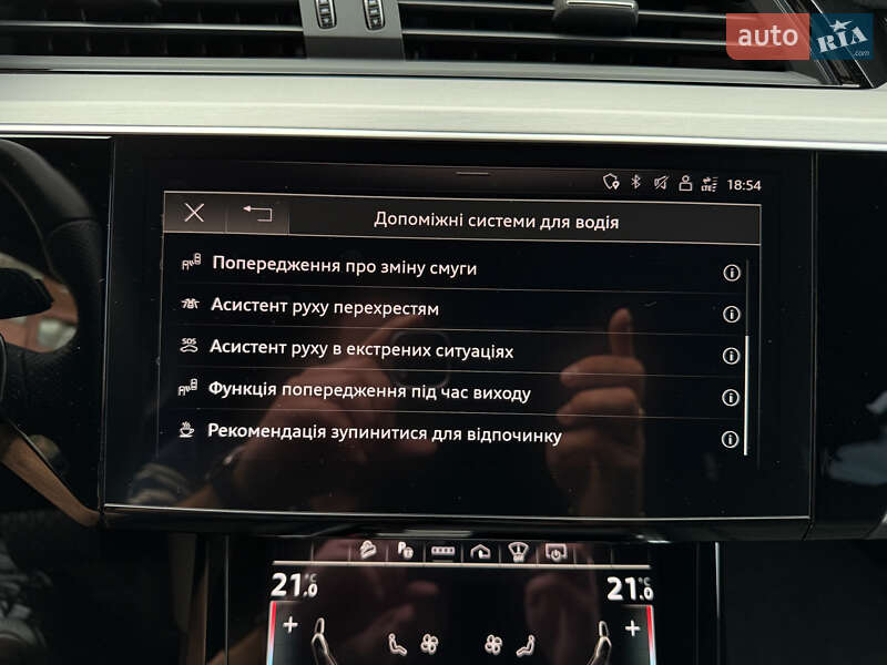 Позашляховик / Кросовер Audi e-tron 2021 в Мукачевому