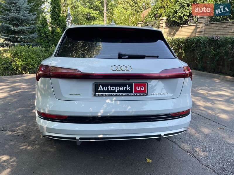 Позашляховик / Кросовер Audi e-tron 2020 в Києві