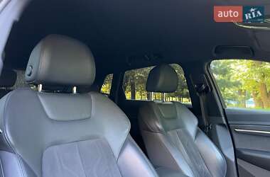 Внедорожник / Кроссовер Audi e-tron 2020 в 