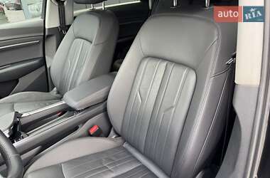 Внедорожник / Кроссовер Audi e-tron 2019 в 