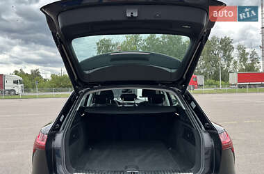 Внедорожник / Кроссовер Audi e-tron 2020 в 