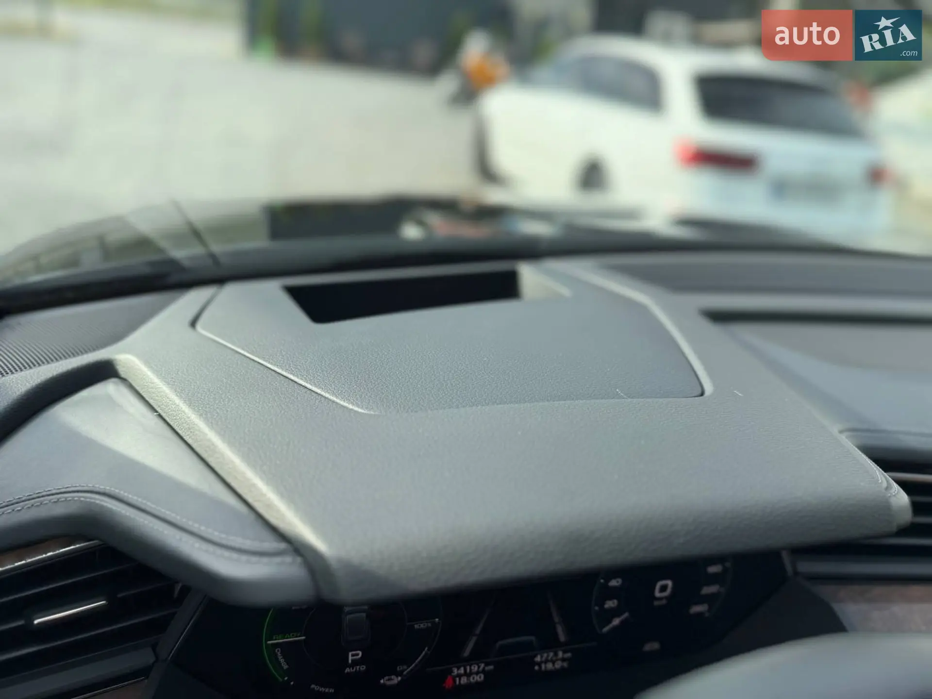 2021 Audi e-tron - мініатюра 26