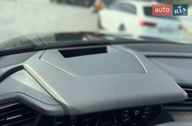 Внедорожник / Кроссовер Audi e-tron 2021 в 