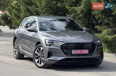 Внедорожник / Кроссовер Audi e-tron 2019 в 