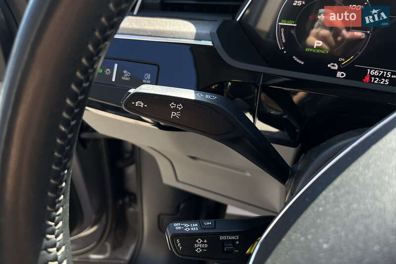 Внедорожник / Кроссовер Audi e-tron 2019 в Мукачево