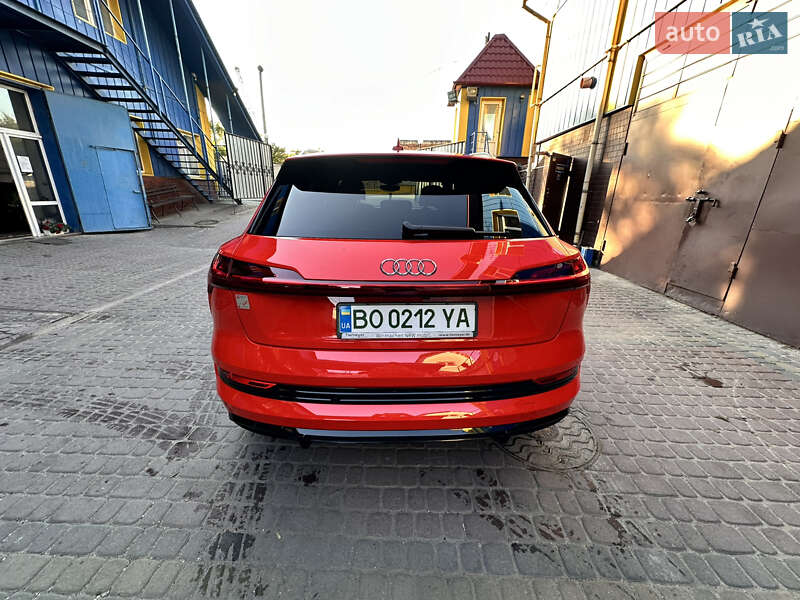 Позашляховик / Кросовер Audi e-tron 2020 в Тернополі