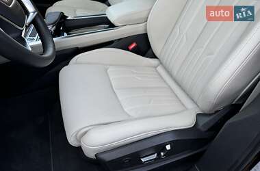 Внедорожник / Кроссовер Audi e-tron 2022 в 