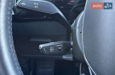 Внедорожник / Кроссовер Audi e-tron 2020 в 