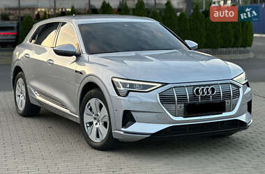 Audi e-tron 2019
