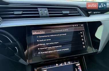 Внедорожник / Кроссовер Audi e-tron 2019 в 