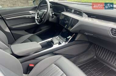 Внедорожник / Кроссовер Audi e-tron 2021 в 
