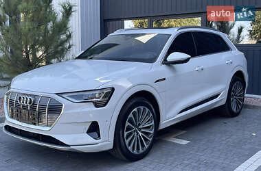 Внедорожник / Кроссовер Audi e-tron 2019 в Ровно