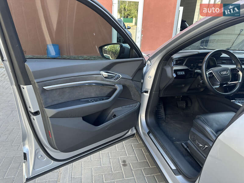 Позашляховик / Кросовер Audi e-tron 2020 в Гайсину фото 7 Позашляховик / Кросовер Audi e-tron 2020 в Гайсину