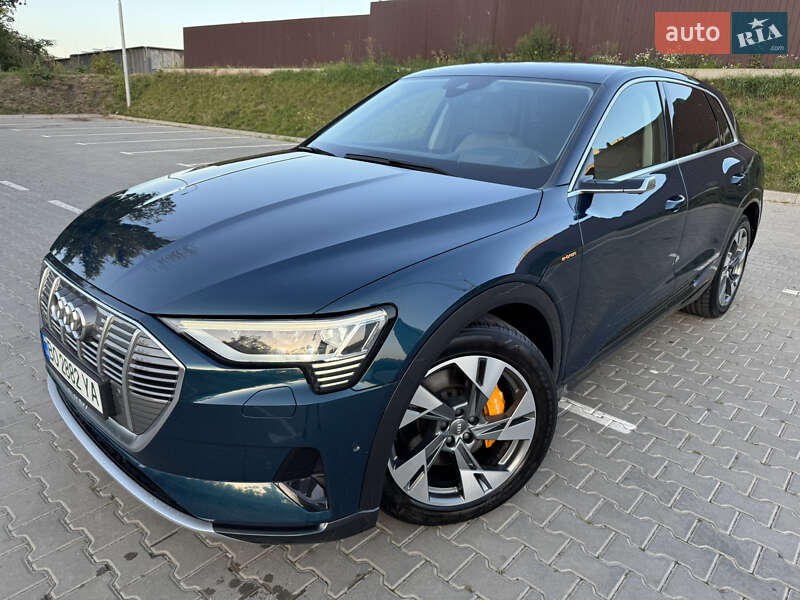 Позашляховик / Кросовер Audi e-tron 2019 в Тернополі