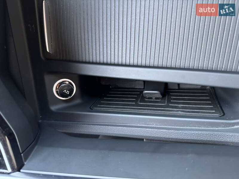 Внедорожник / Кроссовер Audi e-tron 2019 в Тернополе