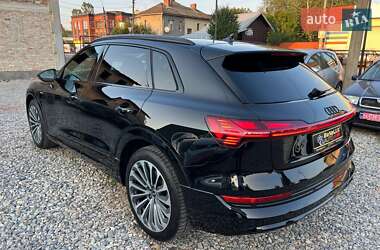 Внедорожник / Кроссовер Audi e-tron 2020 в 