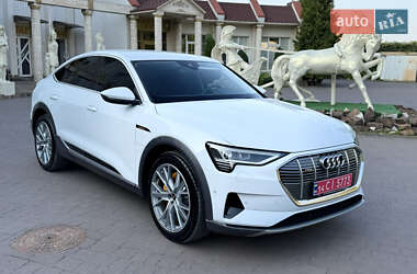 Audi e-tron 2023