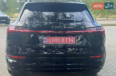Внедорожник / Кроссовер Audi e-tron 2020 в 