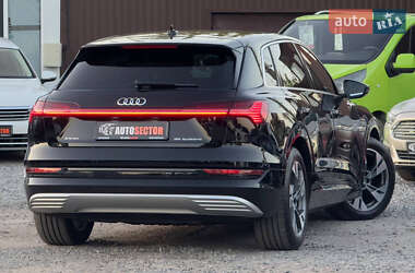 Внедорожник / Кроссовер Audi e-tron 2020 в 
