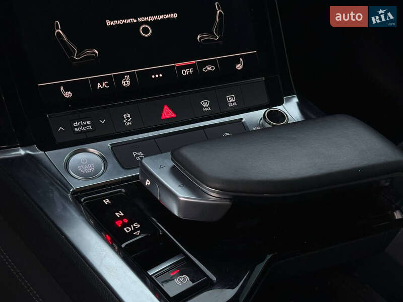 Позашляховик / Кросовер Audi e-tron 2020 в Харкові