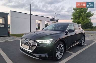 Позашляховик / Кросовер Audi e-tron 2021 в Мукачевому
