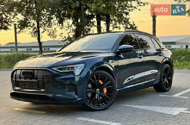 Audi e-tron 2022