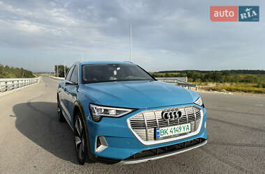 Audi e-tron 2019
