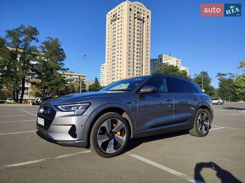 Внедорожник / Кроссовер Audi e-tron 2021 в Киеве фото 4 Внедорожник / Кроссовер Audi e-tron 2021 в Киеве