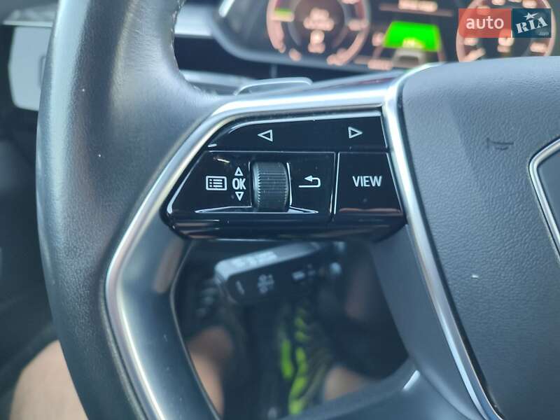 Внедорожник / Кроссовер Audi e-tron 2021 в Киеве фото 43 Внедорожник / Кроссовер Audi e-tron 2021 в Киеве