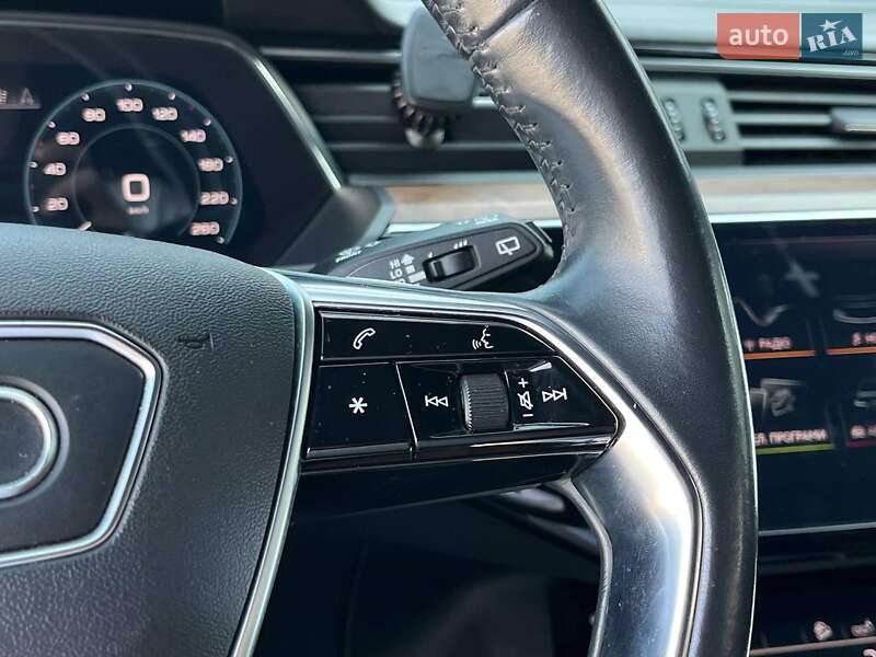 Внедорожник / Кроссовер Audi e-tron 2020 в Львове