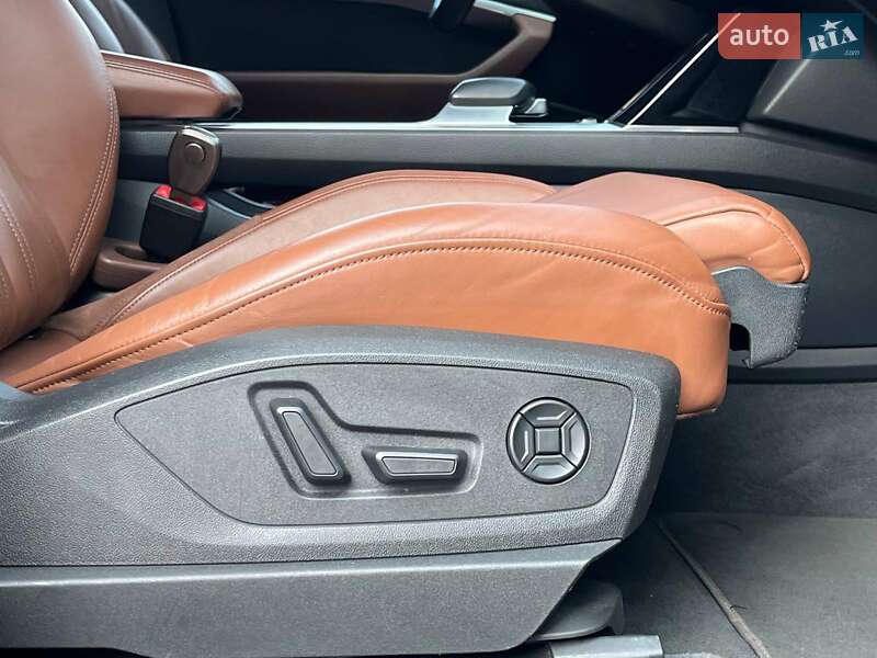 Внедорожник / Кроссовер Audi e-tron 2020 в Львове