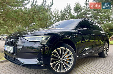 Audi e-tron 2019