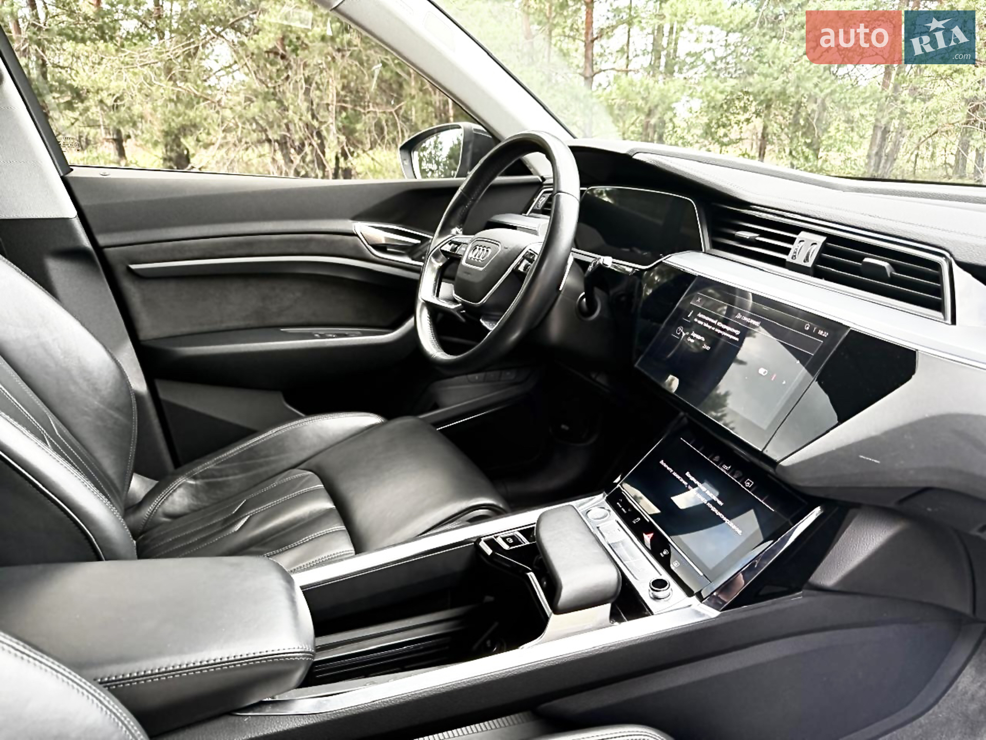 2019 Audi e-tron - мініатюра 12