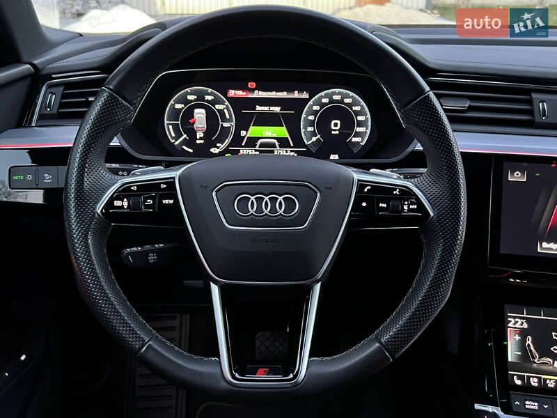 Внедорожник / Кроссовер Audi e-tron 2022 в Ровно фото 18 Внедорожник / Кроссовер Audi e-tron 2022 в Ровно