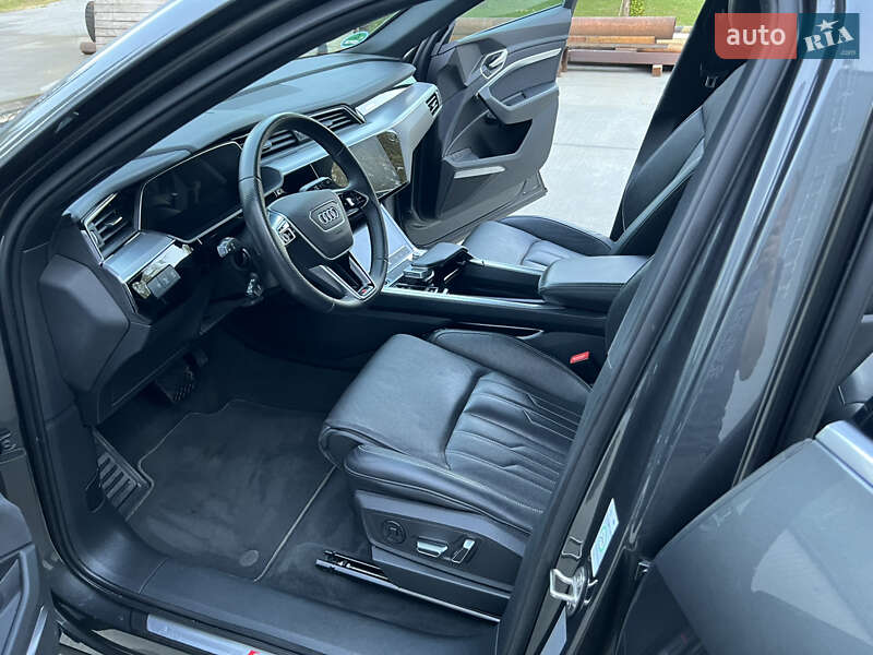 Внедорожник / Кроссовер Audi e-tron 2022 в Ровно фото 15 Внедорожник / Кроссовер Audi e-tron 2022 в Ровно