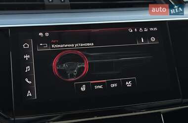 Внедорожник / Кроссовер Audi e-tron 2021 в 