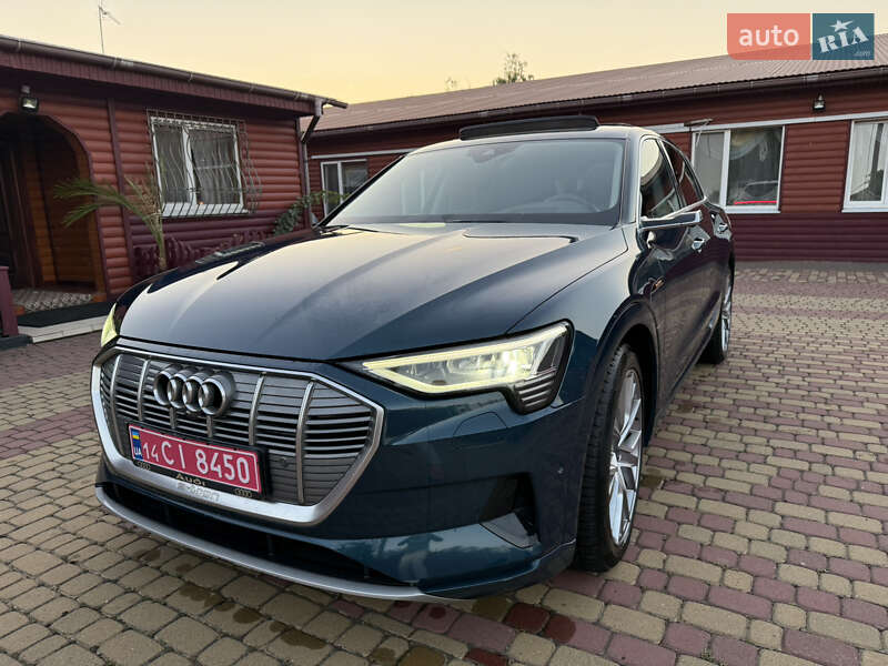 Позашляховик / Кросовер Audi e-tron 2020 в Хмельницькому