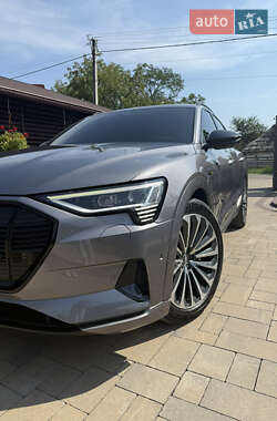 Audi e-tron 2019